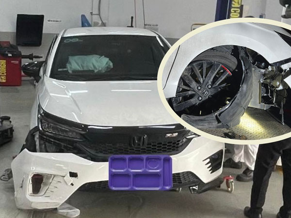 Xe Honda City gãy càng, rụng bánh vì tảng đá bất ngờ xuất hiện trên cao tốc