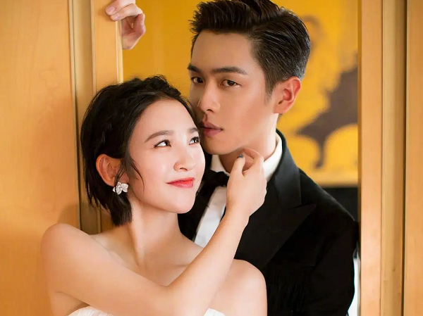 Chuyện tình cổ tích kỳ lạ của Nhược Quân - Nghệ Hân sau vụ đâm xe