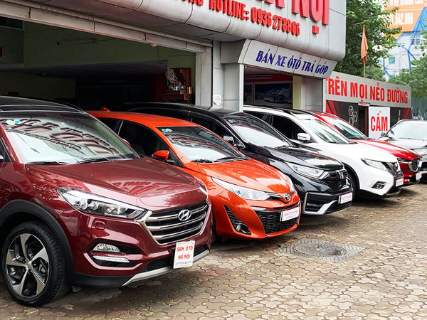 Xe tự lái 'cháy hàng' trước nghỉ lễ nhưng biết cách vẫn thuê được vào phút chót