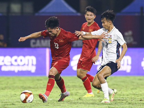 HLV Michael Weiss: 'U22 Lào đã chơi quá tốt, đáng lẽ phải có 1 điểm từ Việt Nam'