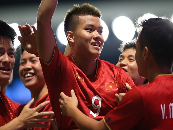 U22 Việt Nam thắng nhọc Lào trận mở màn SEA Games 32