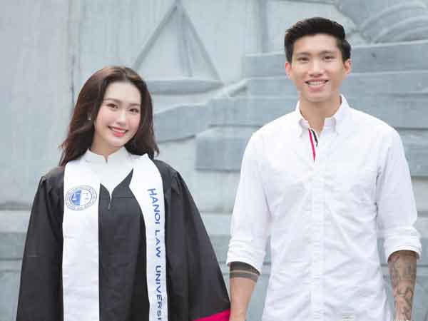 Đoàn Văn Hậu chụp hình kỉ yếu cùng Doãn Hải My, Quế Ngọc Hải vào 'khịa' 1 câu lập tức bị phản ứng?