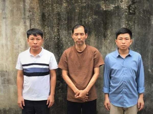 Buôn bán phế liệu giả phóng viên lừa tiền nhiều cơ quan, doanh nghiệp