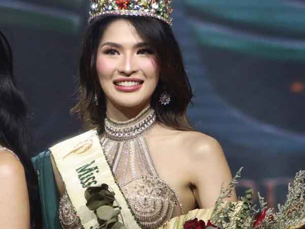 Tân Hoa hậu Trái Đất Philippines lộ diện, nhưng lại bị 'ghẻ lạnh'?