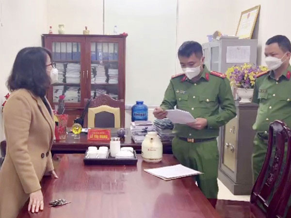 Bộ GD-ĐT lên tiếng vụ nữ giám đốc nhận 5 năm tù vì gây thiệt hại 45 triệu đồng