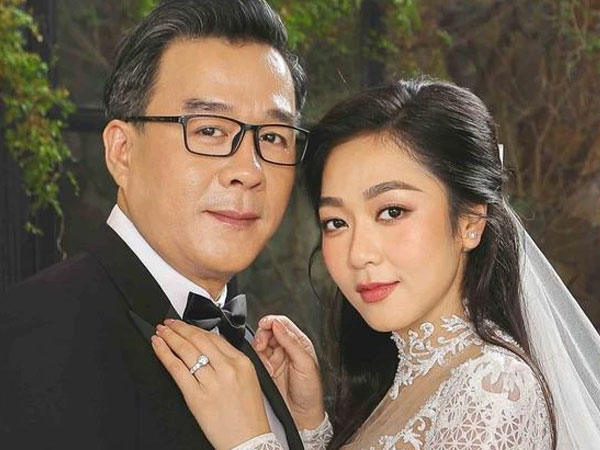 Hà Thanh Xuân khoe hạnh phúc khi đón tuổi mới, ông xã 'vua cá Koi' lại có hành động cực phũ phàng