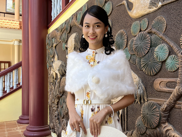 Diễn viên Mai Tâm Như kể hậu trường cảnh bị cưỡng bức trên phim
