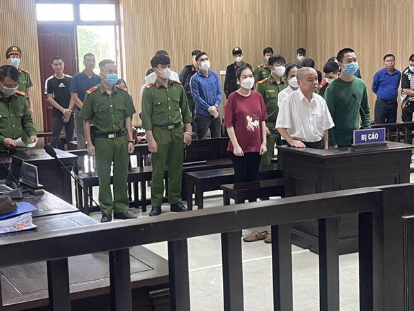 Nguyên Chủ tịch Công ty tang lễ Hoàng Long lãnh án 5 năm tù