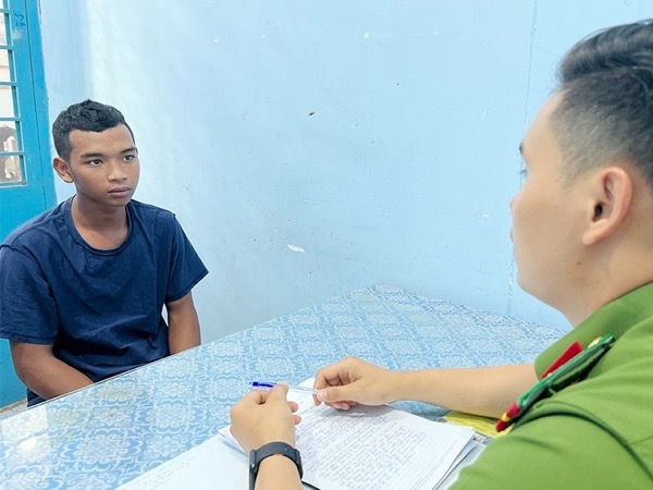 Bắt giữ 'nghịch tử' dùng phóng lợn sát hại cha và chú ruột