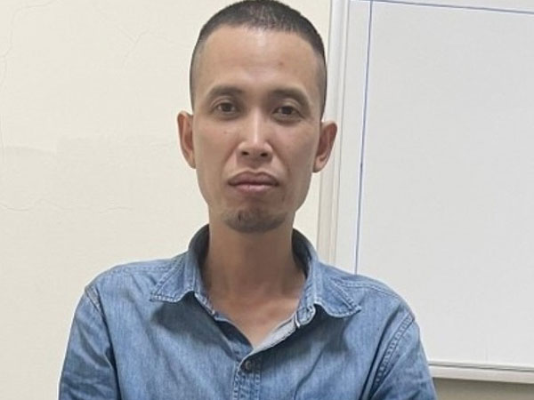 Hà Nội: Khởi tố người đàn ông đâm bạn tử vong vì bị nhắc nợ 5 triệu đồng