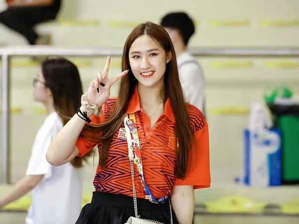 Danh tính VĐV nhảy cầu đang được cư dân mạng tìm kiếm