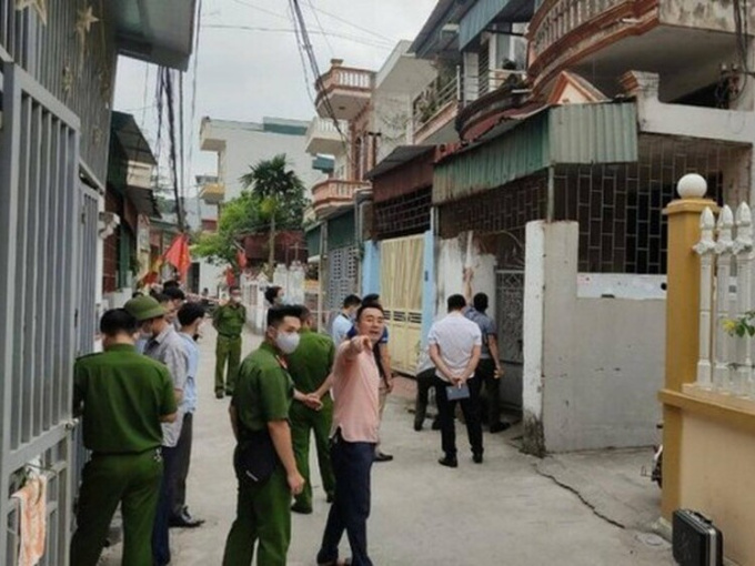 Người đàn ông sống một mình tử vong tại nhà với nhiều vết thương trên người