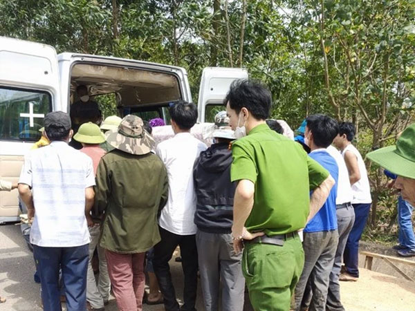 Bà cụ đi lạc khỏi đoàn tham quan tử vong trong rừng tràm