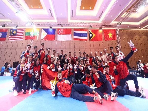 Bảng tổng sắp huy chương SEA Games 32 mới nhất: Đoàn Thể thao Việt Nam áp sát Thái Lan