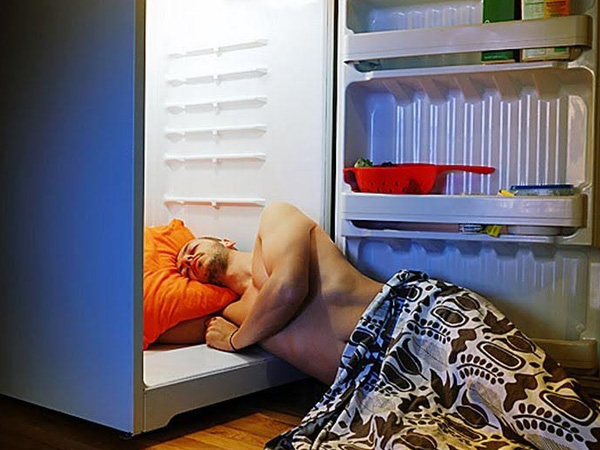 Làm thế nào để ngủ ngon trong thời tiết nóng bức?