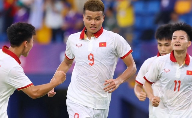 Loại Malaysia, U22 Việt Nam vào bán kết SEA Games 32