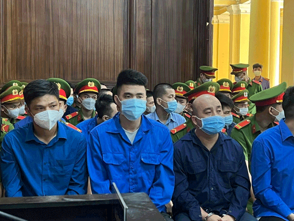 2 cựu cảnh sát cướp tiền ảo trên cao tốc bất ngờ nhận tội
