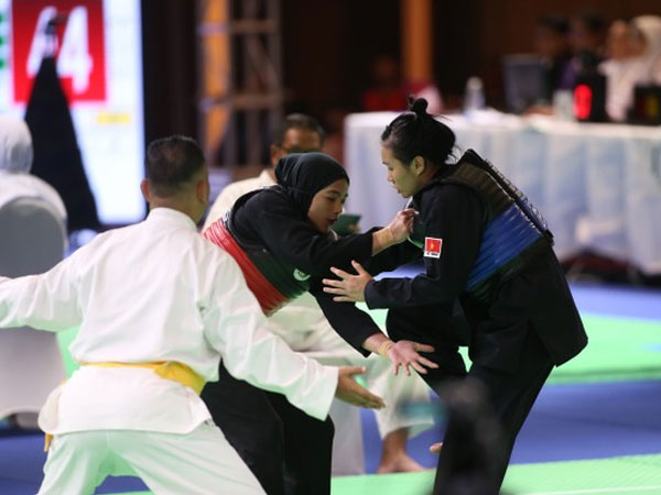 Xô xát ở môn Silat, vì sao trọng tài ‘quay xe’ trả HCV cho Việt Nam?