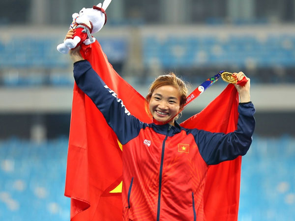 Nguyễn Thị Oanh lĩnh thưởng khủng sau khi đạt HCV SEA Games