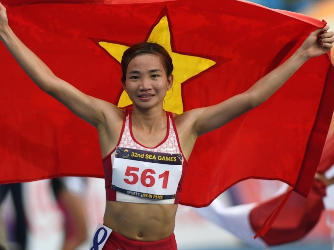 Nguyễn Thị Oanh đi vào lịch sử với cú 'poker' HCV tại SEA Games 32