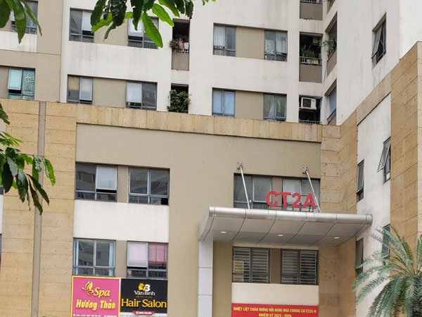 Nữ sinh lớp 7 Hà Nội rơi từ tầng cao chung cư tử vong