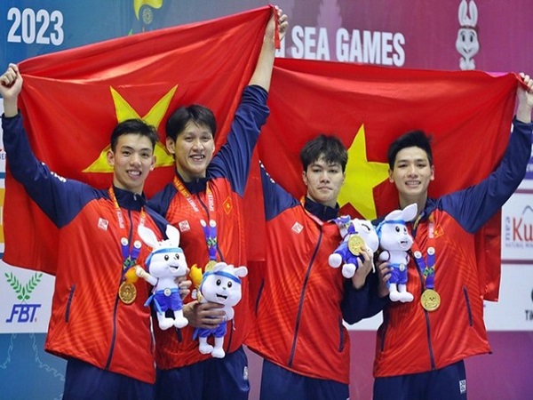 Kình ngư SV Duy Tân giành HCV và HCB tại SEA Games 32