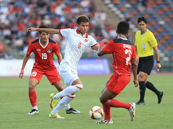 U22 Việt Nam 2-3 U22 Indonesia: Thầy trò HLV Troussier dừng bước ở bán kết