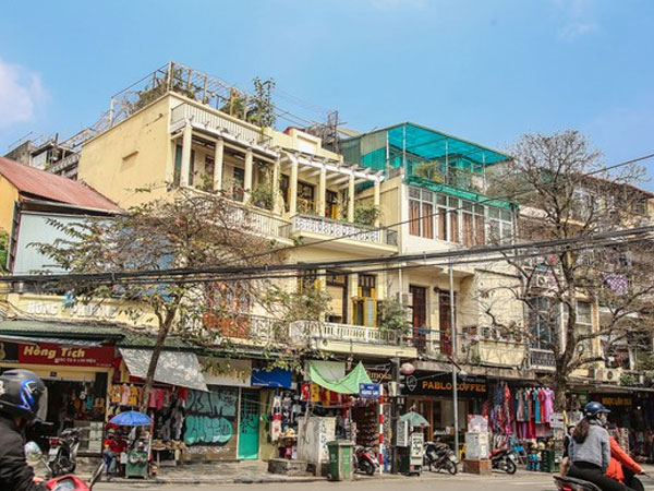 Sự thật ngã ngửa đằng sau thông tin môi giới chào bán nhà đất giữa trung tâm Hà Nội giá hơn 1 tỷ, ô tô đỗ cửa