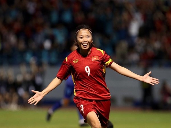 Lịch thi đấu bóng đá hôm nay 15/5: Tuyển nữ Việt Nam săn 'Vàng' SEA Games 32