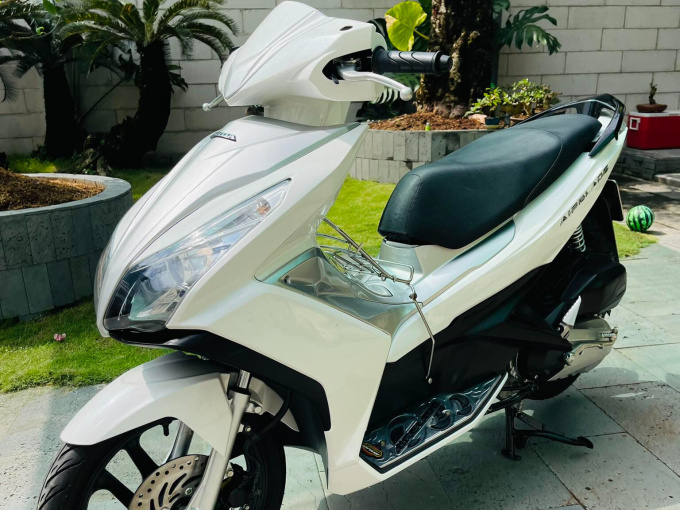 Xe tay ga Honda Air Blade 2015 biển ngũ quý 1 giá siêu đắt 150 triệu đồng