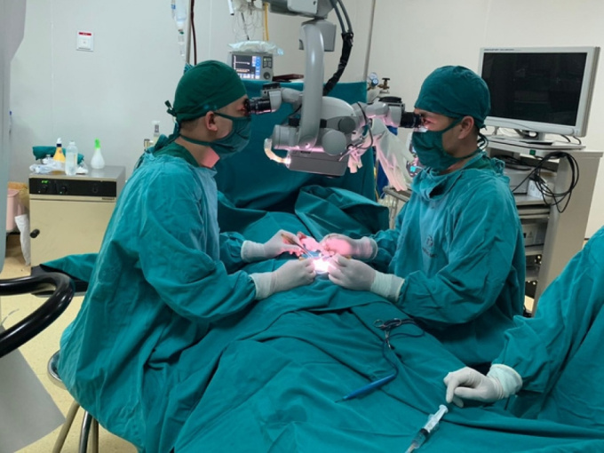 Đau đớn do tiêm mỡ tự thân để làm to dương vật