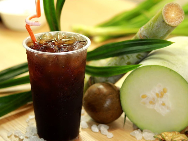 Uống nước gì để giải nhiệt trong ngày hè nắng nóng?