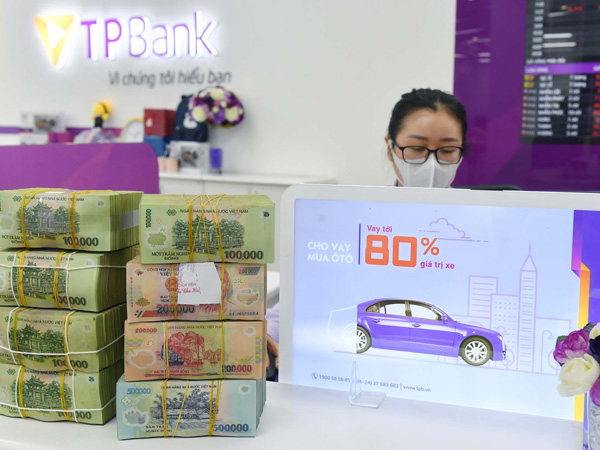 Tiền gửi vào ngân hàng tăng không đuổi kịp tốc độ cho vay