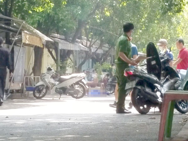 Người phụ nữ rơi từ tầng 12 chung cư tử vong