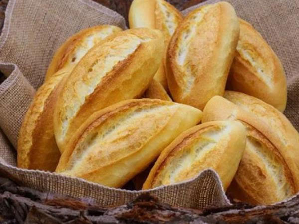 Bánh mỳ tốt cho sức khỏe nhưng không phải ai cũng được ăn nhiều