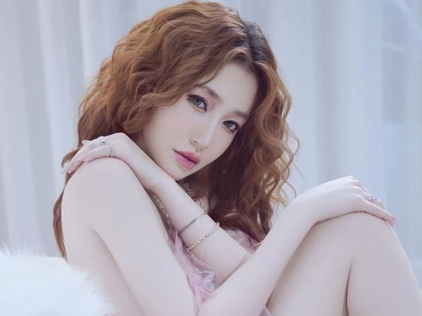 Elly Trần đáp trả cực gắt khi bị nói 'hốt' nhà gần 10 tỷ của chồng Tây còn khóc lóc