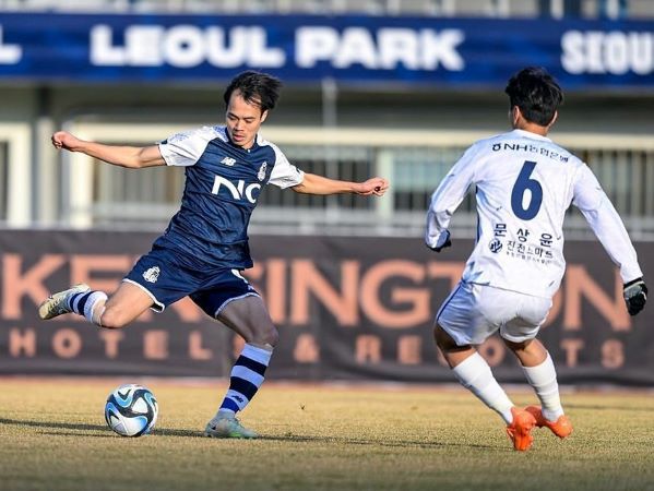 Văn Toàn lần đầu đá chính, Seoul E-Land thắng trận 2-0