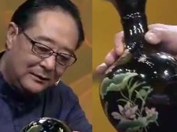 Người phụ nữ tự tin mang bình cổ thời Càn Long đi thẩm định, chuyên gia nói: 'Xin chị bình tĩnh...'