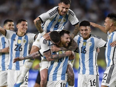 Nhà ĐKVĐ thế giới Argentina xác nhận sẽ đá giao hữu với các đội tuyển AFF