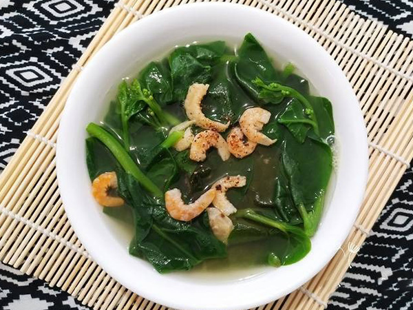 8 món canh dân dã giúp 'bơm máu lên não', ai hay bị đau đầu, chóng mặt nên bổ sung thường xuyên