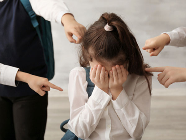 Mẹ nói một câu khi con kể bị bắt nạt ở trường để rồi sau đó hối hận không kịp vì chuyện đáng sợ xảy ra sau đó