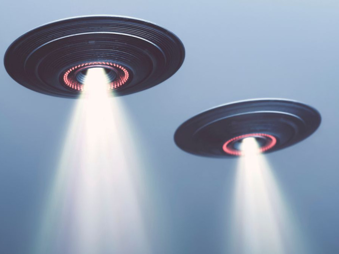 Nghiên cứu não bộ phi công từng nhìn thấy UFO, nhà khoa học đưa ra tuyên bố lạnh người về người ngoài hành tinh