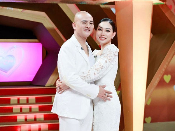Chuyện tình 'chú - cháu' chênh nhau 18 tuổi, cưới nhau sau 7 tháng mai mối