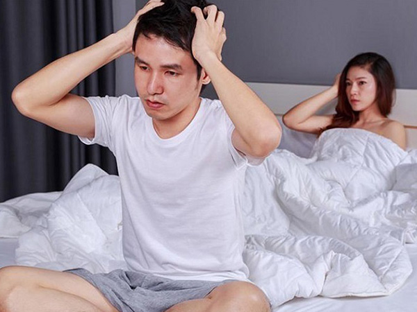 Chồng không chịu 'trả bài' khiến vợ hậm hực, ghen tuông vì nghĩ đã 'no xôi chán chè'
