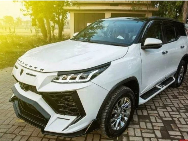 Xe Toyota Fortuner độ thành siêu SUV Lamborghini Urus cực chất