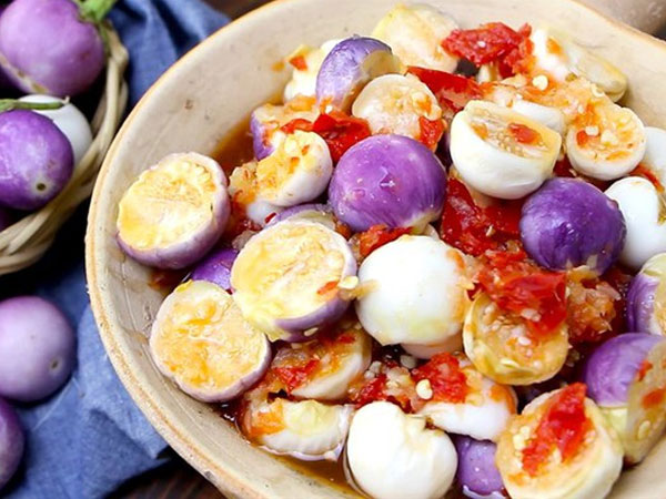 Ăn cà muối cần tránh sai lầm này, 5 nhóm người tốt nhất không ăn vì sẽ khiến bệnh trầm trọng hơn