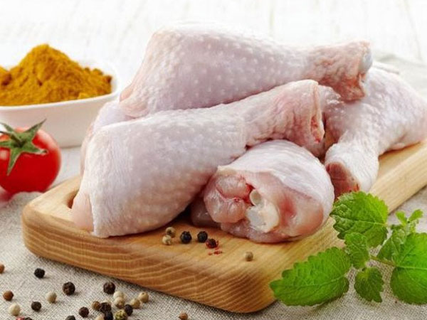 Thịt gà để được trong tủ lạnh bao lâu thì hỏng? Dấu hiệu thịt gà 'có vấn đề', thà nhịn đói chứ đừng ăn,