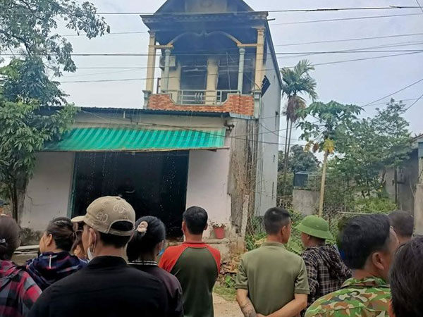 Cháy nhà khóa trái lúc sáng sớm, 2 người ở Thanh Hóa tử vong