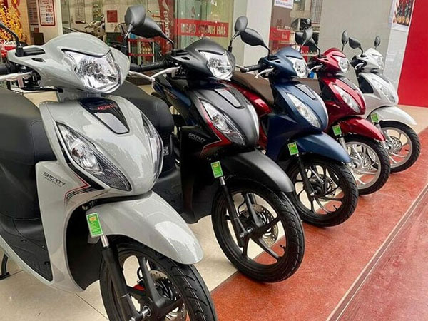 Hàng loạt xe tay ga 'hàng hot' giảm giá, bán dưới mức đề xuất
