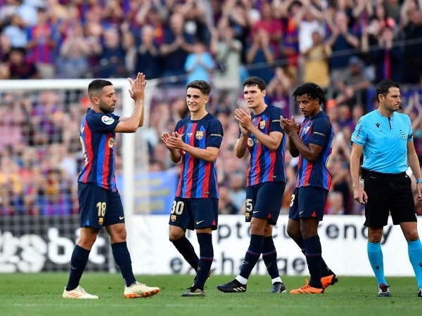 Kết quả bóng đá ngày 29/5: Barca thắng dễ trong ngày Alba chia tay sân Camp Nou